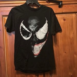 Marvel Venom Men's Sinister Smile Subway Slim-Fit T-Shirt medium